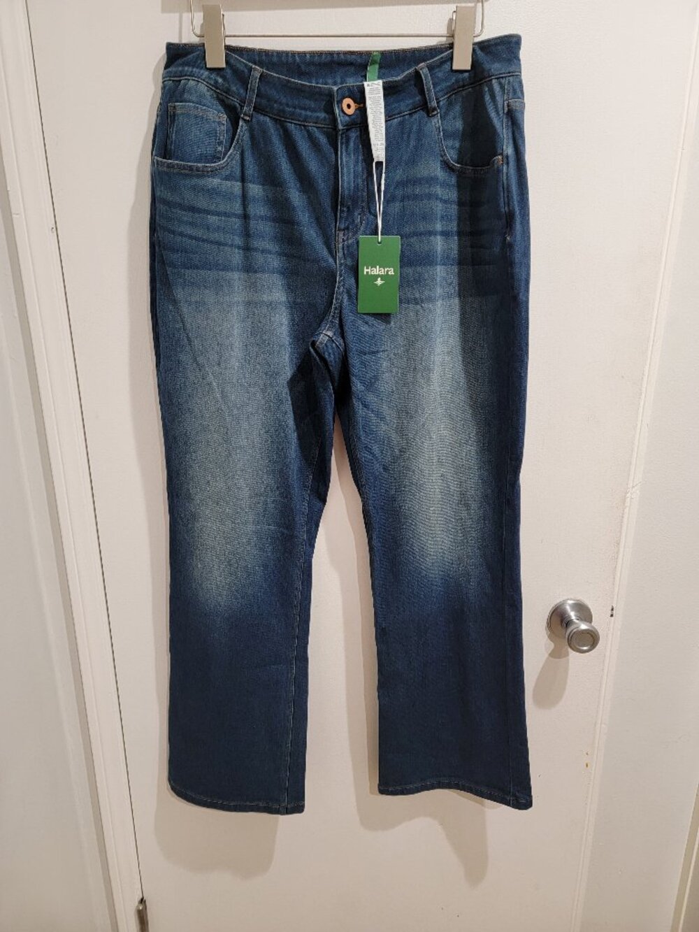 Halara Flex™ Low Rise Zipper Pockets Washed Casual Bootcut Jeans